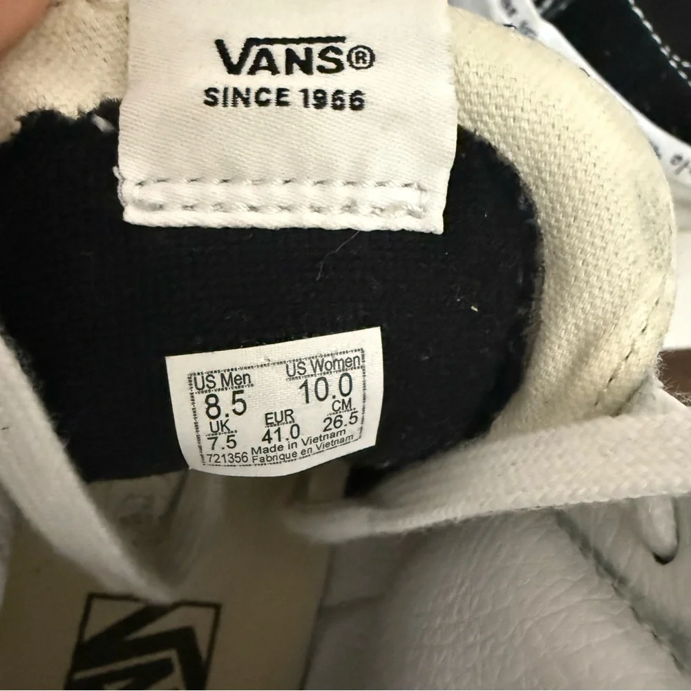 Vans SK8 Hi, Radical Positivity Unify Black Rainbow‎ LGBTQ Men’s 8.5/Women’s 10